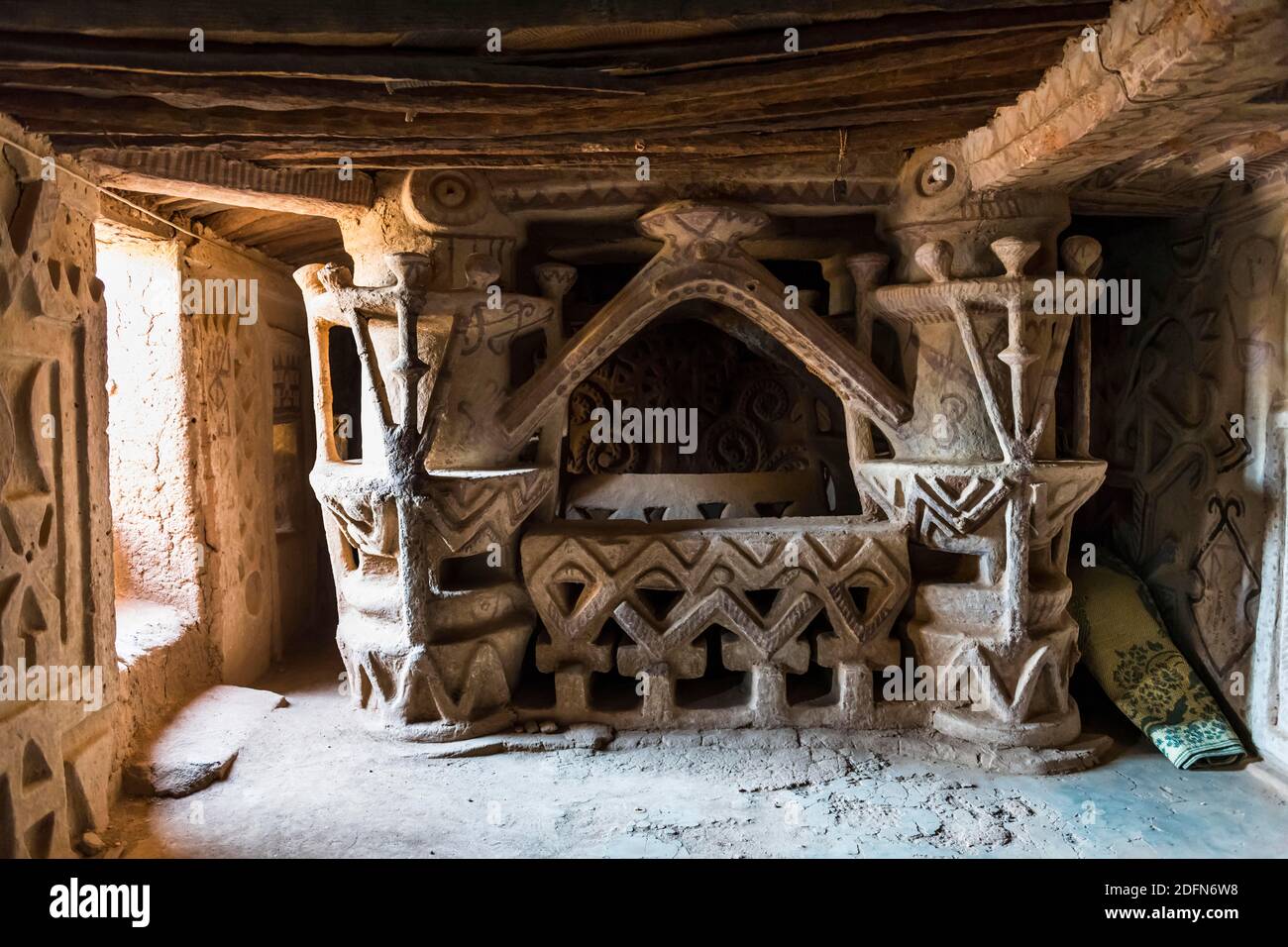 Interni, architettura tradizionale, costruzione di loam, Agadez, Niger Foto Stock