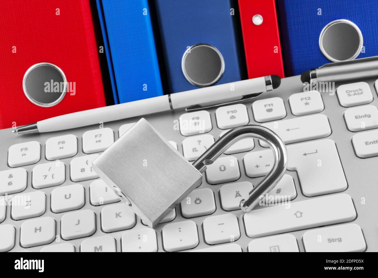 Apri blocco sulla tastiera del PC con file e cartelle Foto Stock