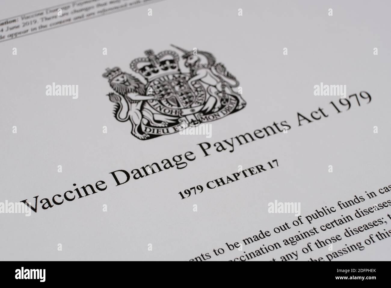 Stafford, Regno Unito - 6 dicembre 2020: Immagine ravvicinata del Vaccine Damage Payments Act del governo britannico. Foto Stock