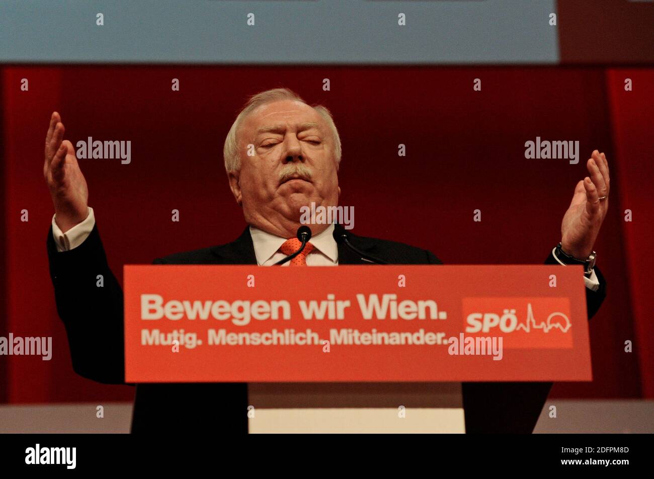Austria Vienna. 16 aprile 2016. Michael Häupl è un politico austriaco (Partito socialdemocratico austriaco SPÖ) ed è stato sindaco e governatore di Vienna dal 7 novembre 1994 al 24 maggio 2018. Foto Stock