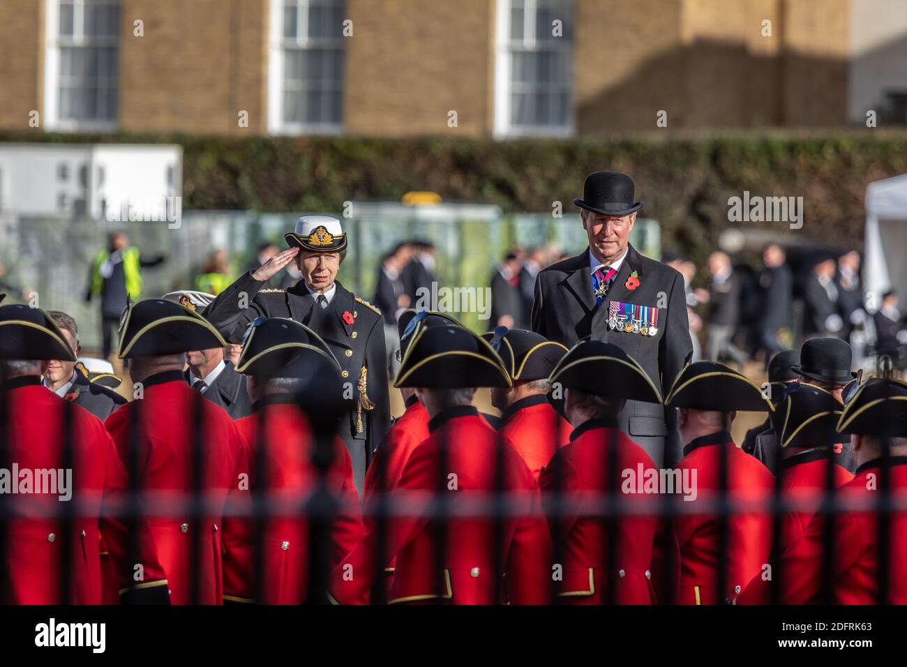 La principessa reale prende il saluto durante la marcia dei Veterani sulla Domenica di memoria, Parata delle Guardie a Cavallo Foto Stock