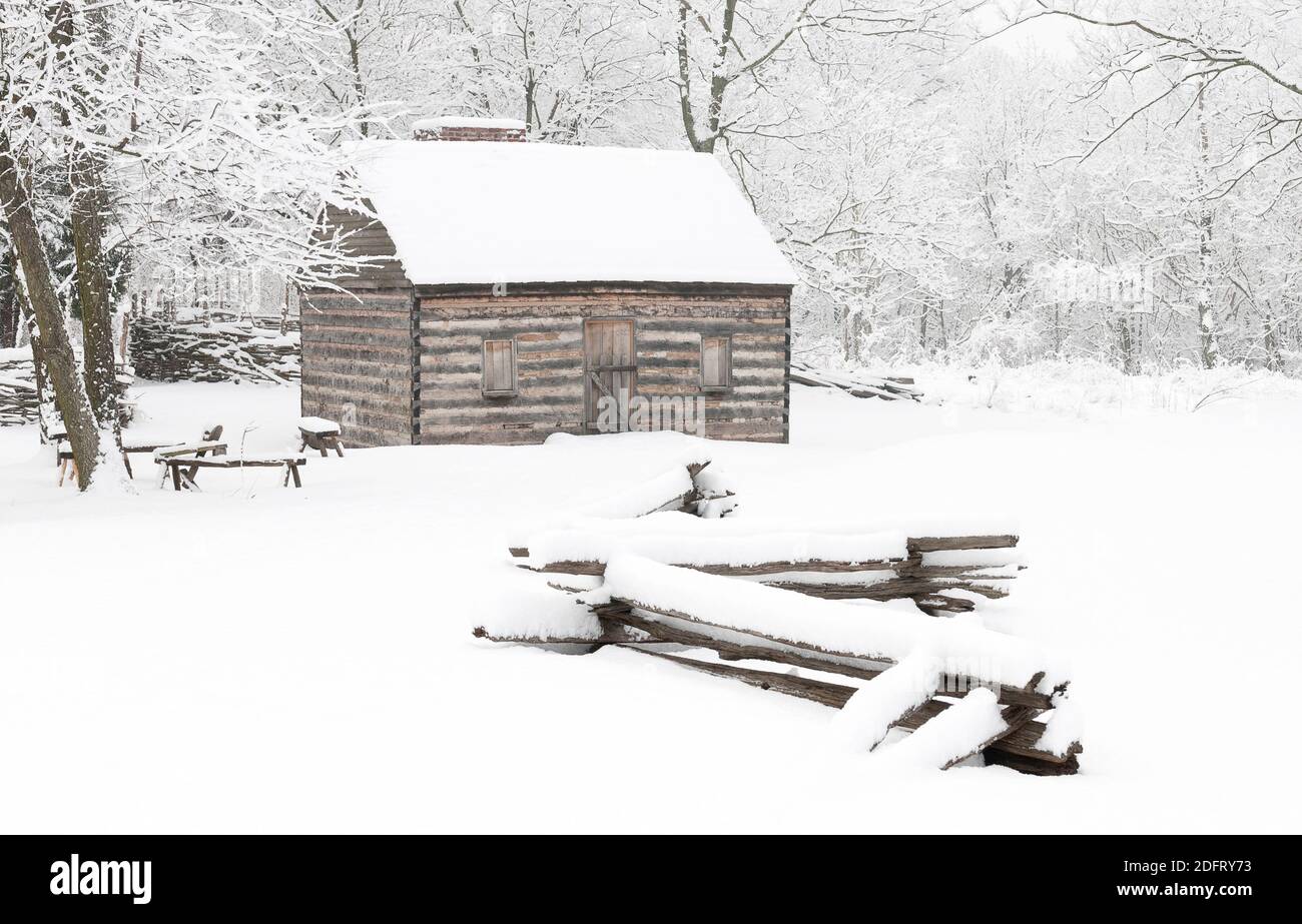 Schiavi a Sully Plantation coperto di neve. Foto Stock