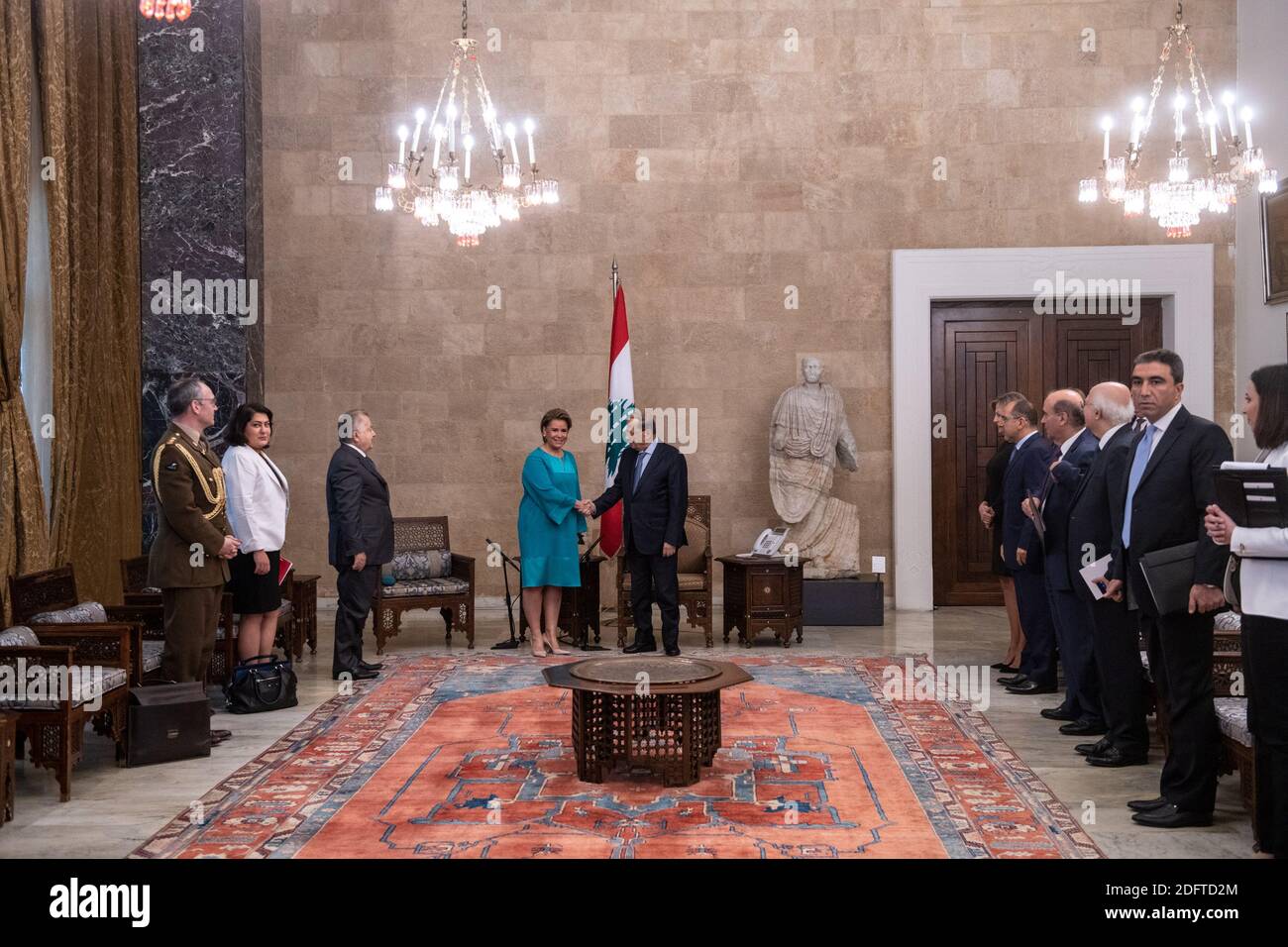 il presidente libanese Michel Aoun riceve la Grande Duchesse Maria Teresa di Lussemburgo al palazzo presidenziale di Baabda vicino a Beirut, Libano, il 29 ottobre 2018. Foto di Ammar Abd Rabbo/ABACAPRESS.COM Foto Stock