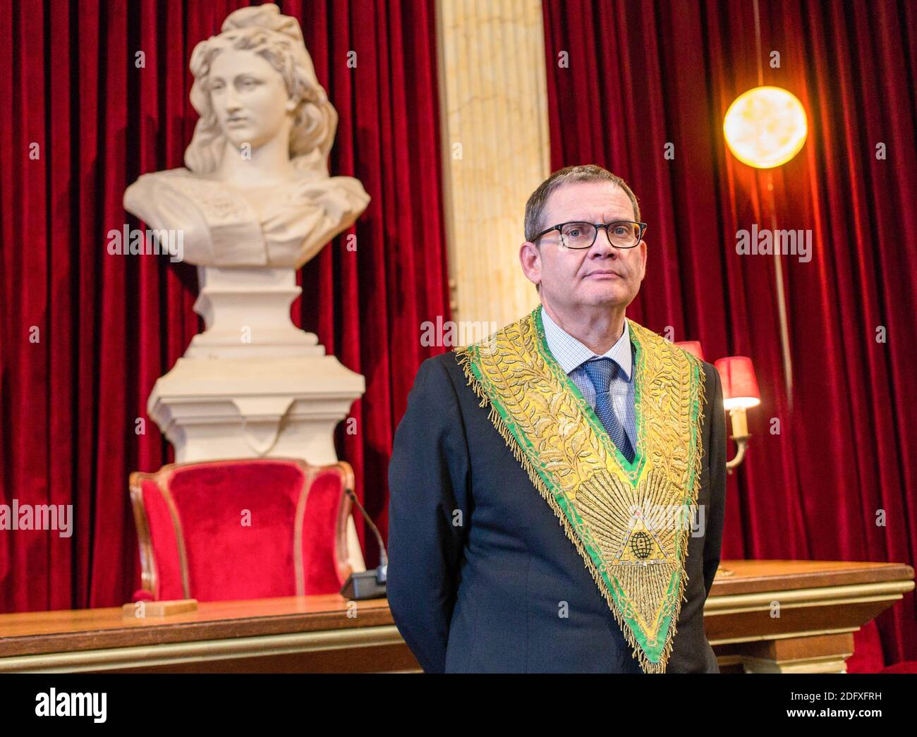 Jean-Pierre Hubbsch Grand Maitre du Grand Orient de France a son bureau de la rue Cadet Siege du GODF. Parigi, Francia, 3 ottobre 2018. Foto di Vernier/JBV News/ABACAPRESS.COM Foto Stock