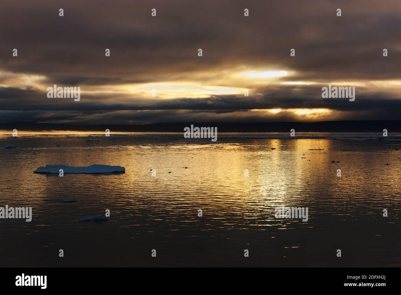 Vista al tramonto del mare di Bering, Russia Estremo Oriente Foto Stock