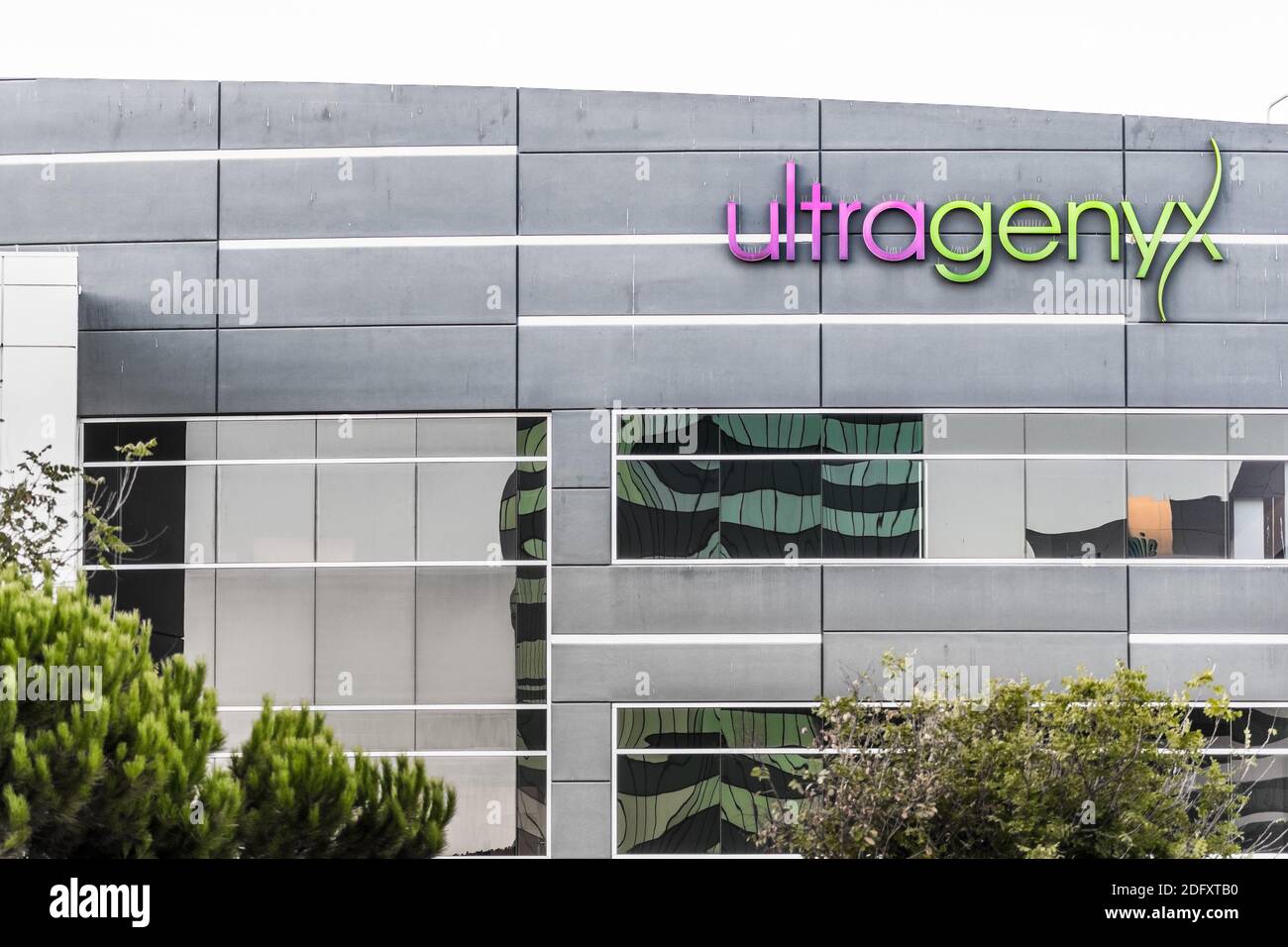 21 settembre 2020 Brisbane / CA / USA - sede centrale di Ultragenyx nella Silicon Valley; Ultragenyx Pharmaceutical Inc. Fornisce servizi di biotecnologia Foto Stock