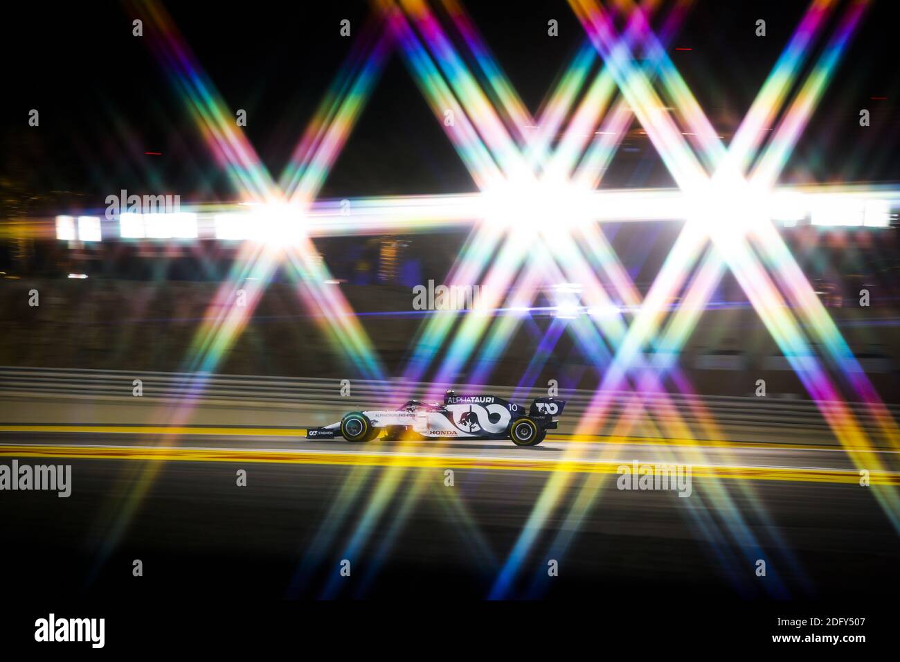 10 GASLY Pierre (fra), Scuderia AlphaTauri Honda AT01, azione durante il Gran Premio Rolex Sakhir 2020 di Formula 1, da dicembre / LM Foto Stock