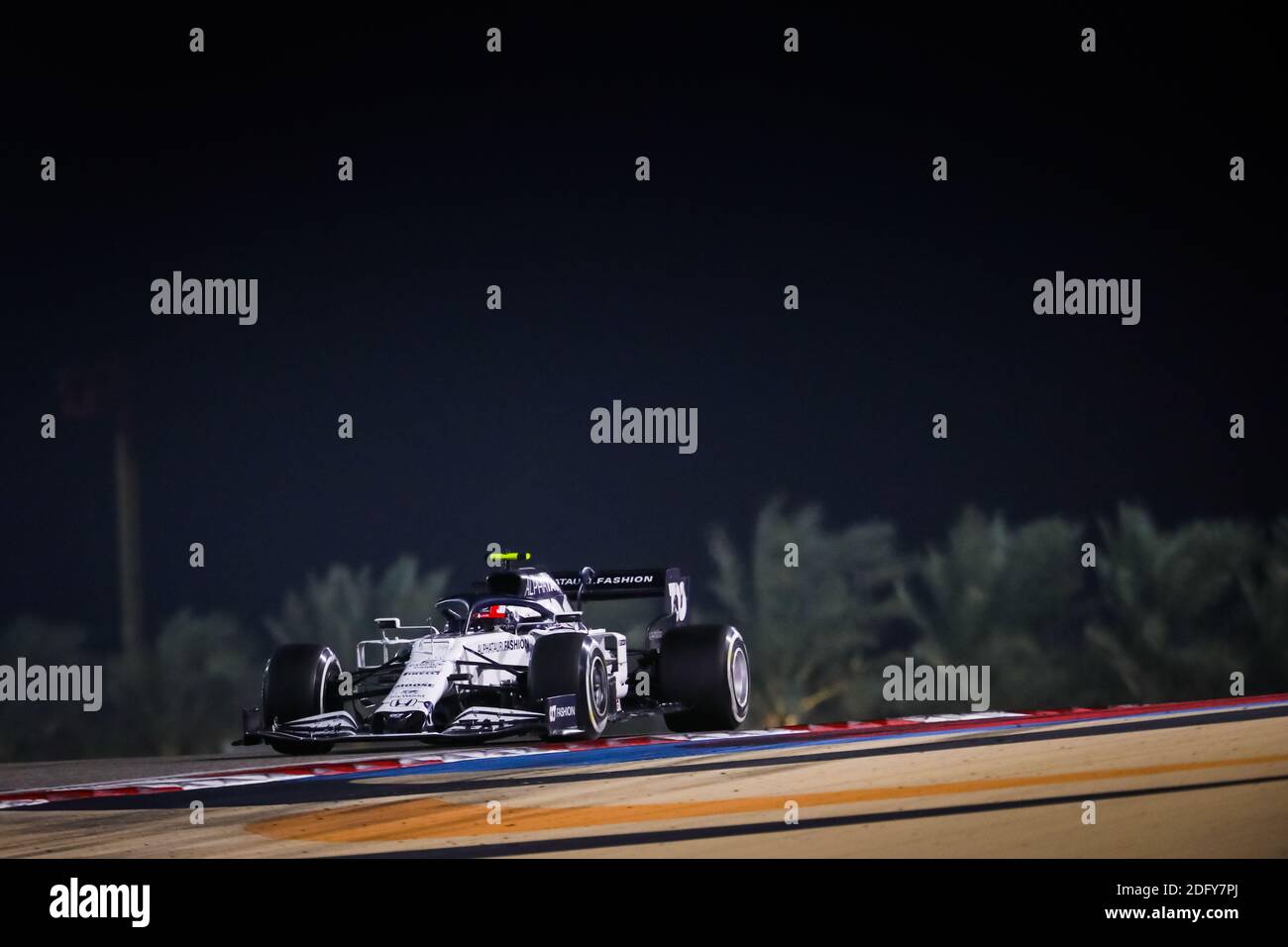 10 GASLY Pierre (fra), Scuderia AlphaTauri Honda AT01, in azione durante la Formula 1 Rolex Sakhir Grand Prix 2020, da Decembe/LM Foto Stock