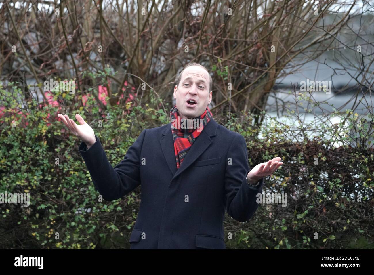 Il Duca di Cambridge lascia la chiesa della Santissima Trinità d'Inghilterra prima scuola a Berwick su Tweed il secondo giorno di un tour di tre giorni attraverso il paese. Foto Stock