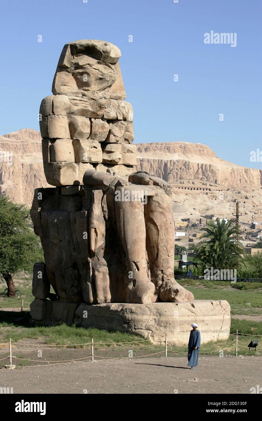 COLOSSI DI MEMNON, EGITTO Foto Stock