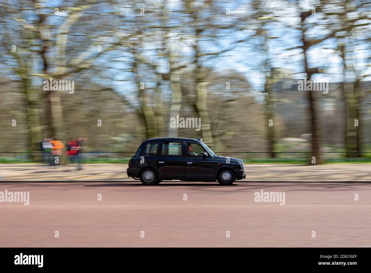 LONDRA, Regno Unito - 25 MARZO 2019: Panoramica del tassicab TX4 prodotto dalla London Taxi Company Foto Stock