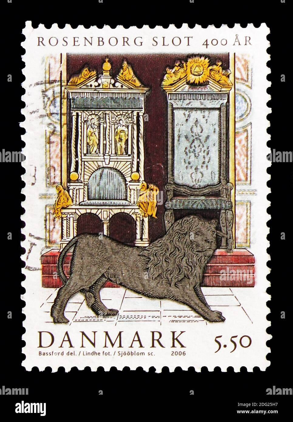 MOSCA, RUSSIA - 18 AGOSTO 2018: Un francobollo stampato in Danimarca mostra il castello di Rosenborg, case danesi II serie, circa 2006 Foto Stock