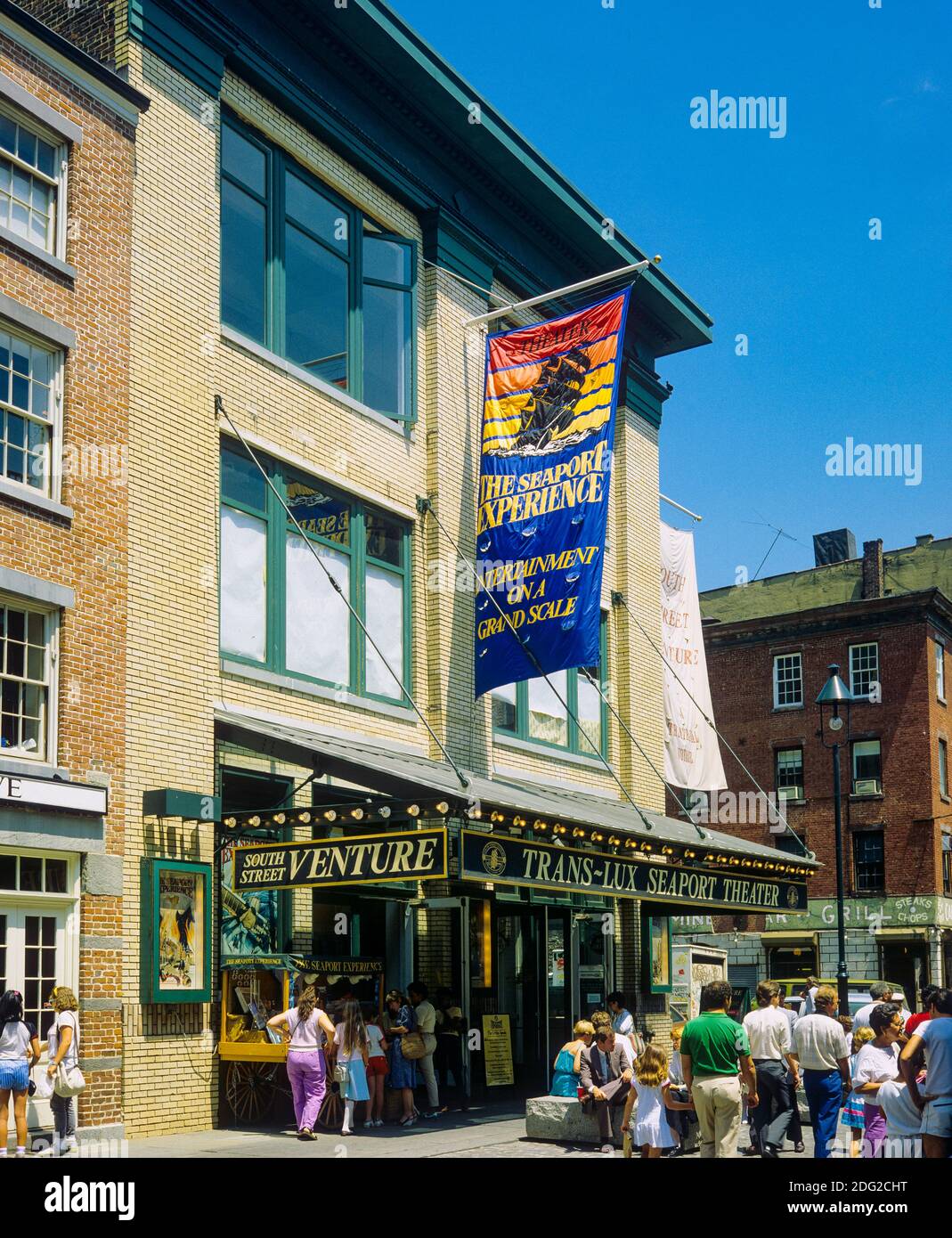 New York 1985, Trans-Lux Seaport Theatre, The Seaport Experience Entertainment, South Street Seaport, Lower Manhattan, New York City, NY, NYC, USA, Foto Stock
