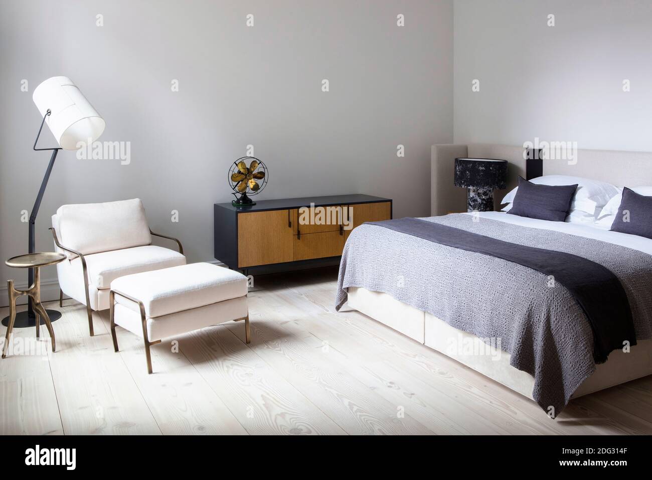 Camera da letto moderna Foto Stock