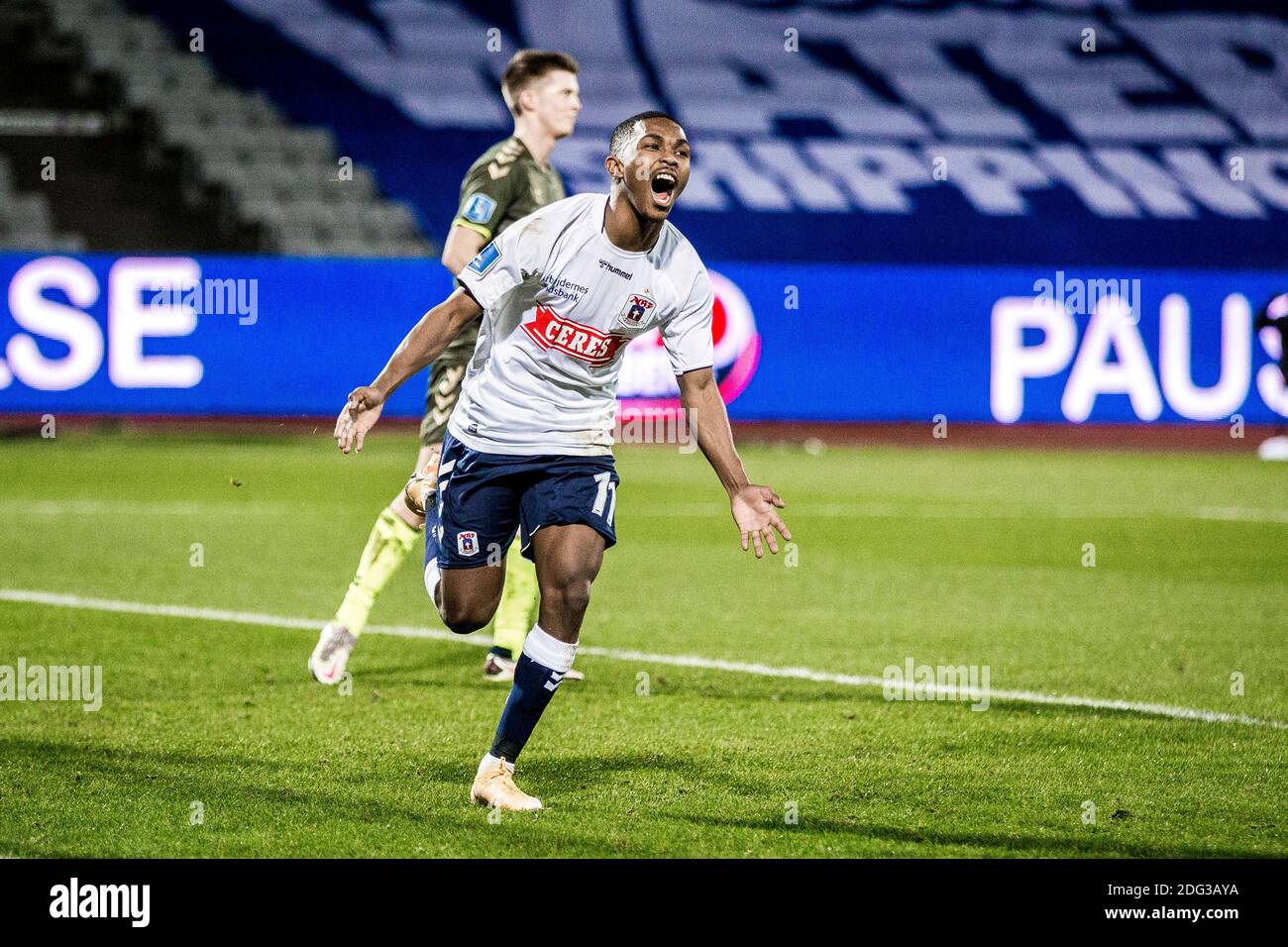 Aarhus, Danimarca. 07 dicembre 2020. Gift Links (11) di AGF punteggi per 1-0 durante il 3F Superliga match tra Aarhus GF e Broendby IF al Ceres Park di Aarhus. (Photo Credit: Gonzales Photo/Alamy Live News Foto Stock