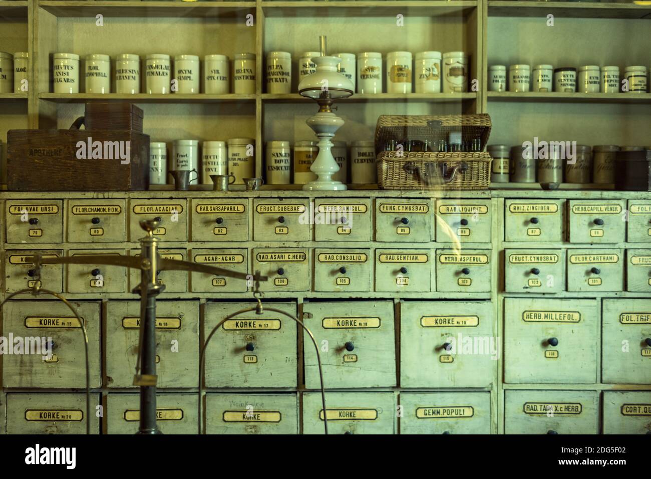 Antica farmacia Foto Stock