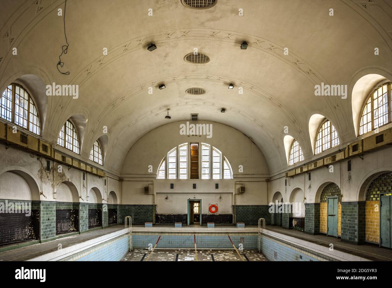 Piscina coperta Foto Stock