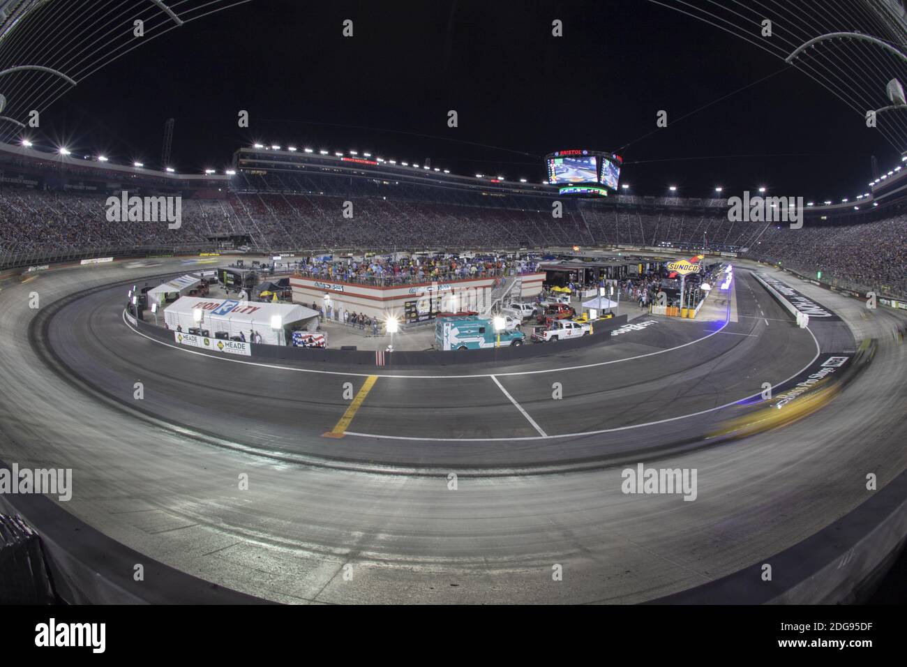 NASCAR: Agosto 18 Bass Pro Shops NRA Night Race Foto Stock