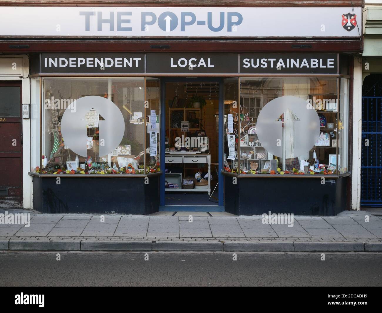 Negozio indipendente Pop Up che vende prodotti locali sostenibili. Wellington, Somerset Regno Unito Foto Stock