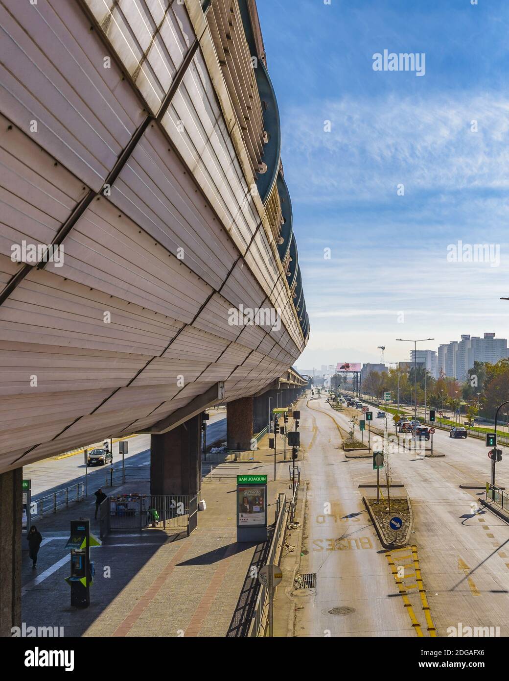 Esterno della linea della metropolitana, Santiago del Cile Foto Stock