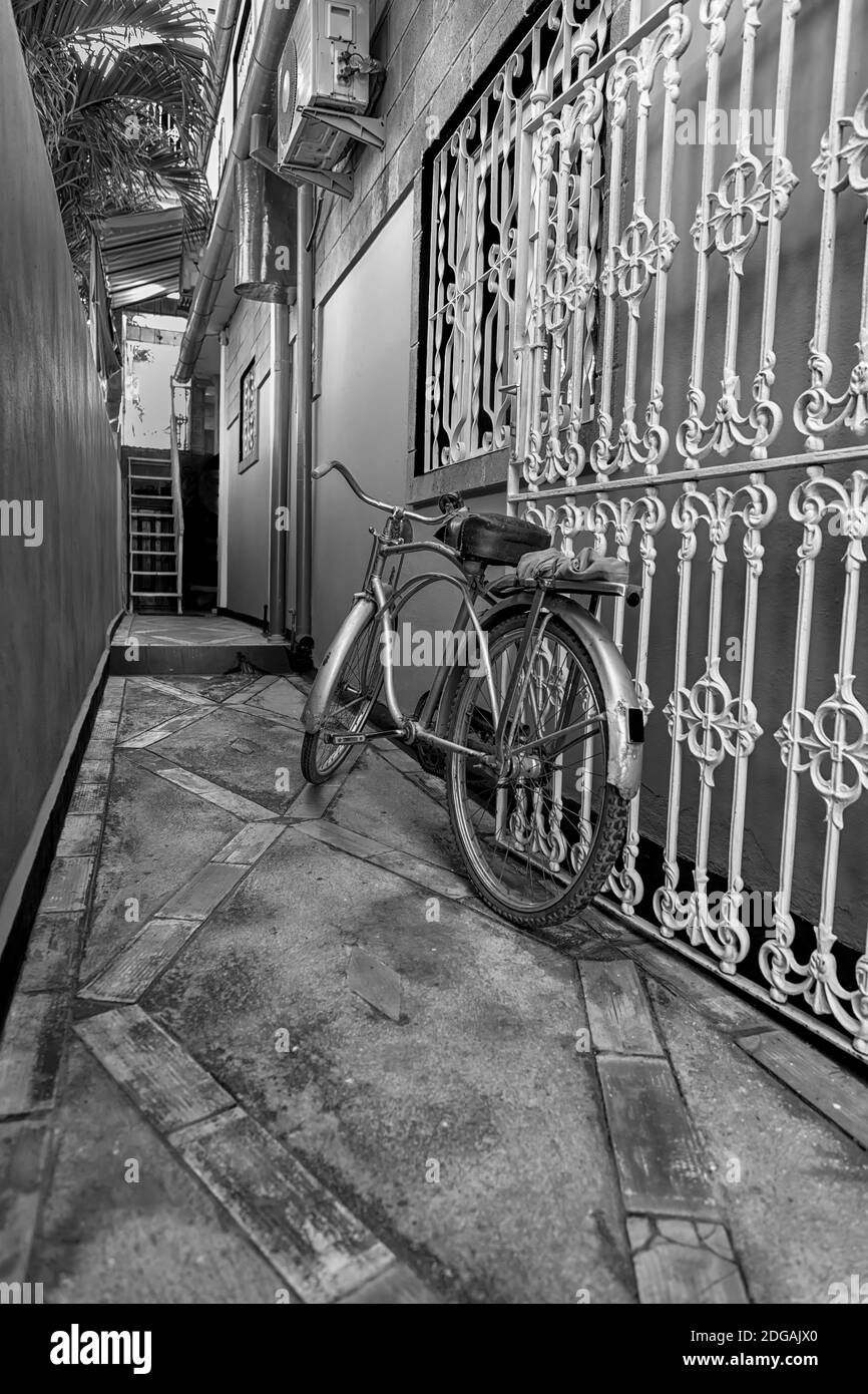 Vecchia bicicletta Foto Stock