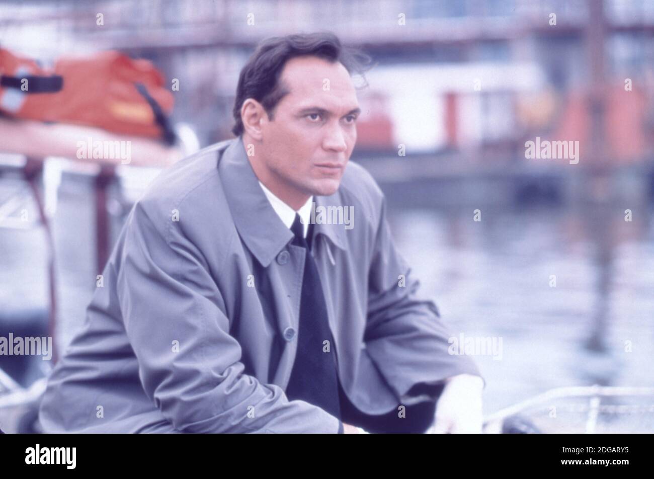 Attore Jimmy Smits come John Travis stella in 'Bless the Bambino' Foto Stock