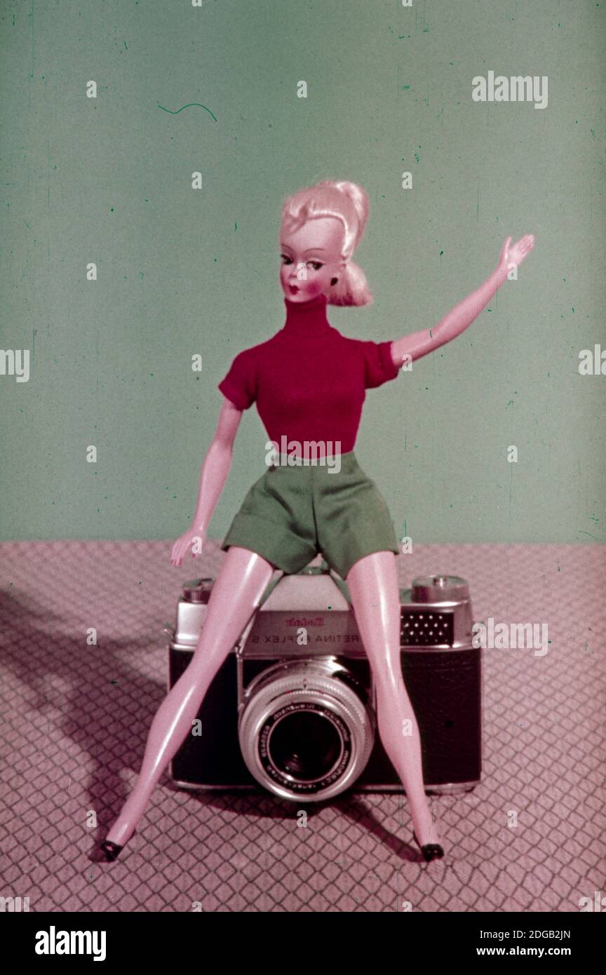 Original vintage barbie doll by mattel immagini e fotografie stock ad alta  risoluzione - Alamy