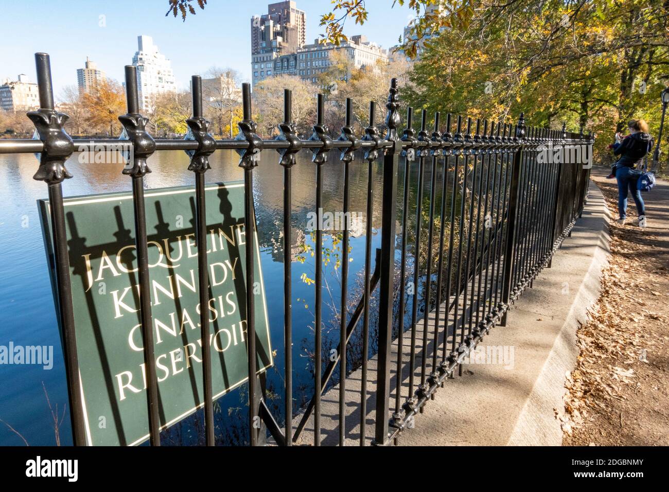 Jacqueline Kennedy Onassis segno del serbatoio, al Central Park di New York, Stati Uniti d'America Foto Stock