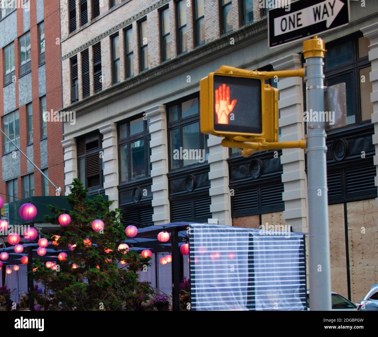 cartello pedonale al semaforo Foto Stock