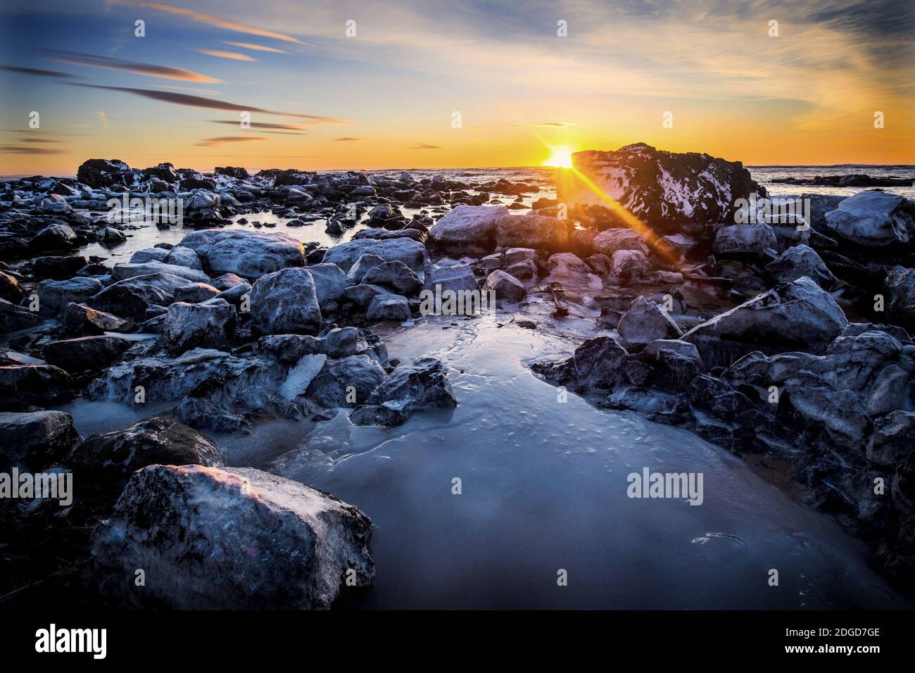 Sunrise a Ytri Tunga Beach, Penisola Snaefellsness, Islanda, Europa Foto Stock