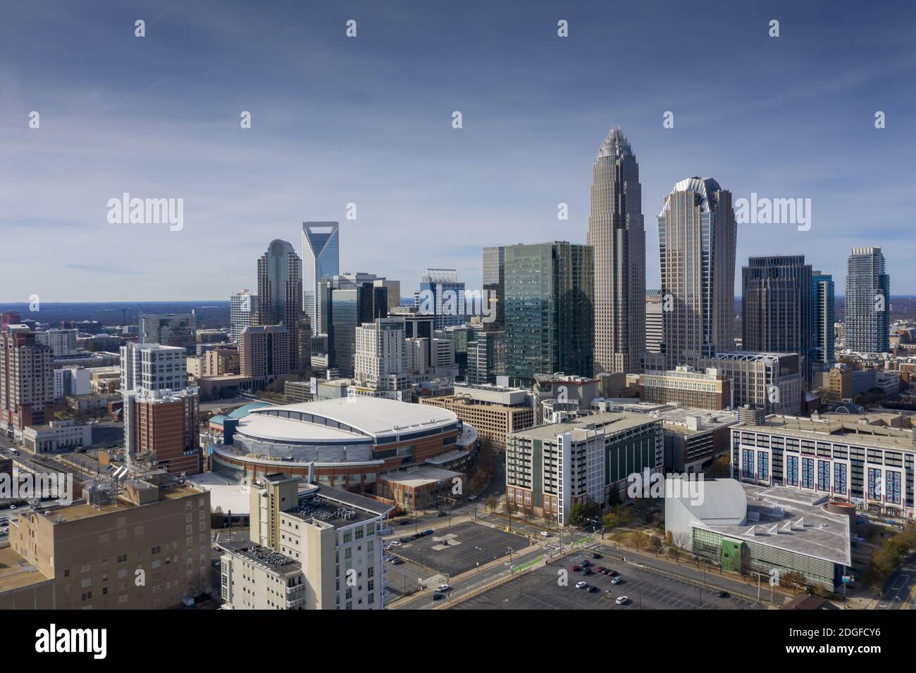 Vista aerea della città del 2020 Repubblicano Nazionale Centro Congressi Spectrum Charlotte, North Carolina Foto Stock