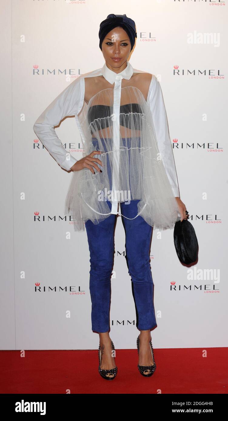 Ana Araujo che arriva al Rimmel London Party. Rimmel festeggia i 10 anni di collaborazione con Kate Moss. Battersea Power Station, Londra. Foto Stock