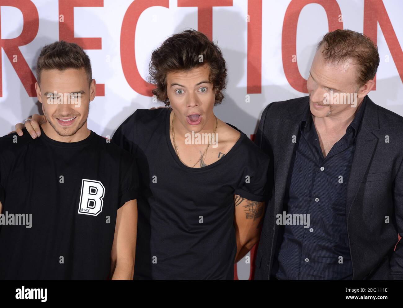 Liam Payne e Harry Styles di una direzione con Morgan Spurlock al The This is US Photocall, Big Sky Studios, Londra. Il credito fotografico dovrebbe leggere Doug Peters EMPICS Entertainment Foto Stock