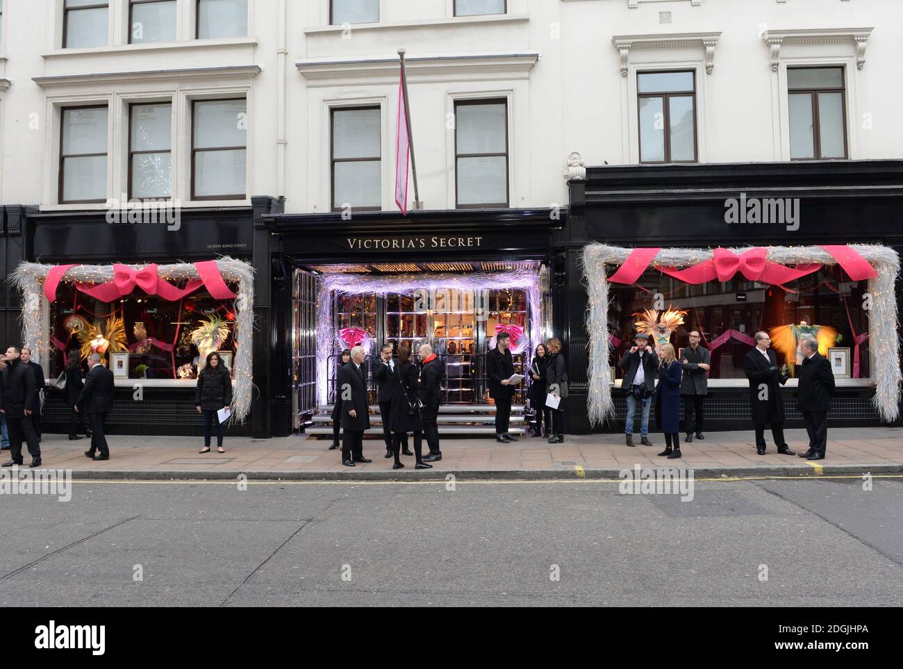Vista generale del negozio di Londra, il fiore all'occhiello del Victoria  Secret, Inghilterra Foto stock - Alamy