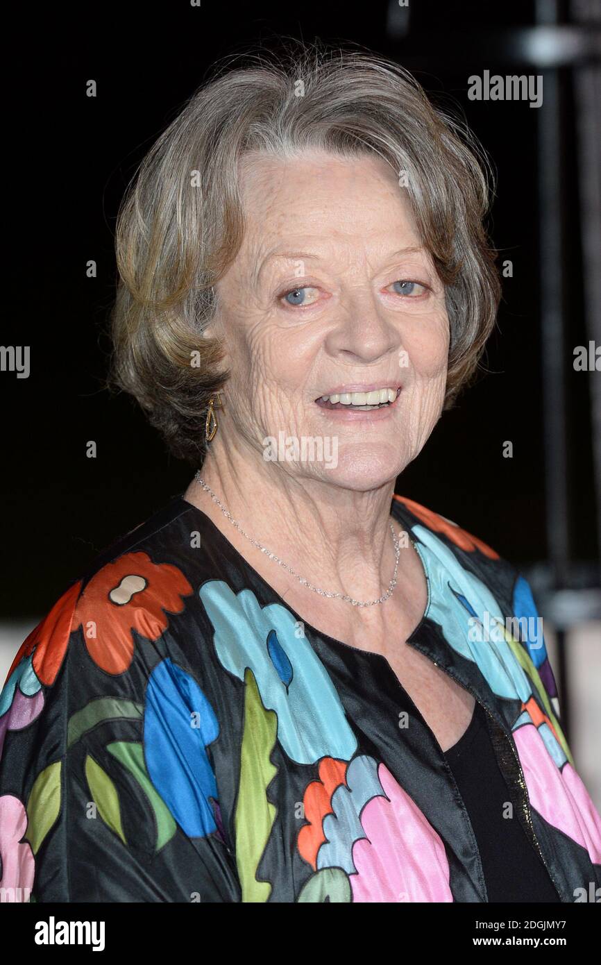 Dame Maggie Smith arriva a una Notte degli Eroi : i Sun Military Awards 2014, Greenwich Maritime Museum, Londra. Foto Stock