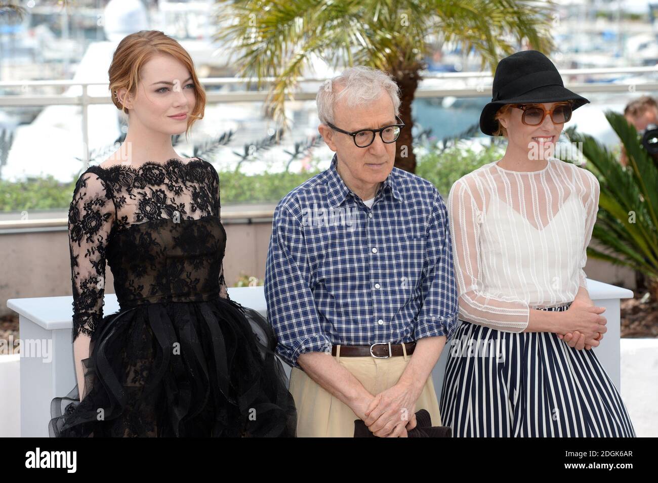 Woody Allen, Parker Posey ed Emma Stone partecipano all'irrazionale fotocellula Man che si svolge durante il 68° Festival de Cannes che si tiene al Palais de Festival di Cannes, Francia. (Credito obbligatorio: Doug Peters/EMPICS Entertainment) Foto Stock