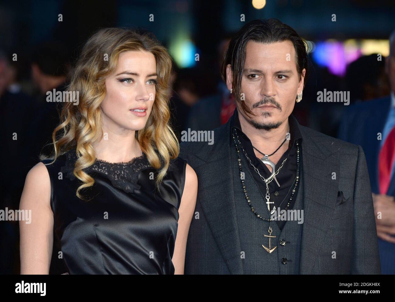 Johnny Depp e Amber hanno sentito arrivare al BFI London Film Festival Gala Premiere di Black Mass, Odeon Cinema, Leicester Square, London Photo Credit dovrebbe leggere Doug Peters/EMPICS Entertainment Foto Stock