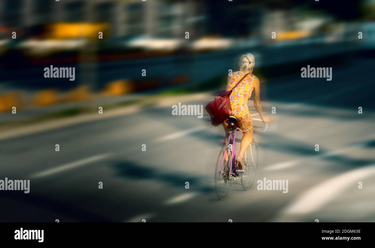 Seniorin spesso Foto Stock