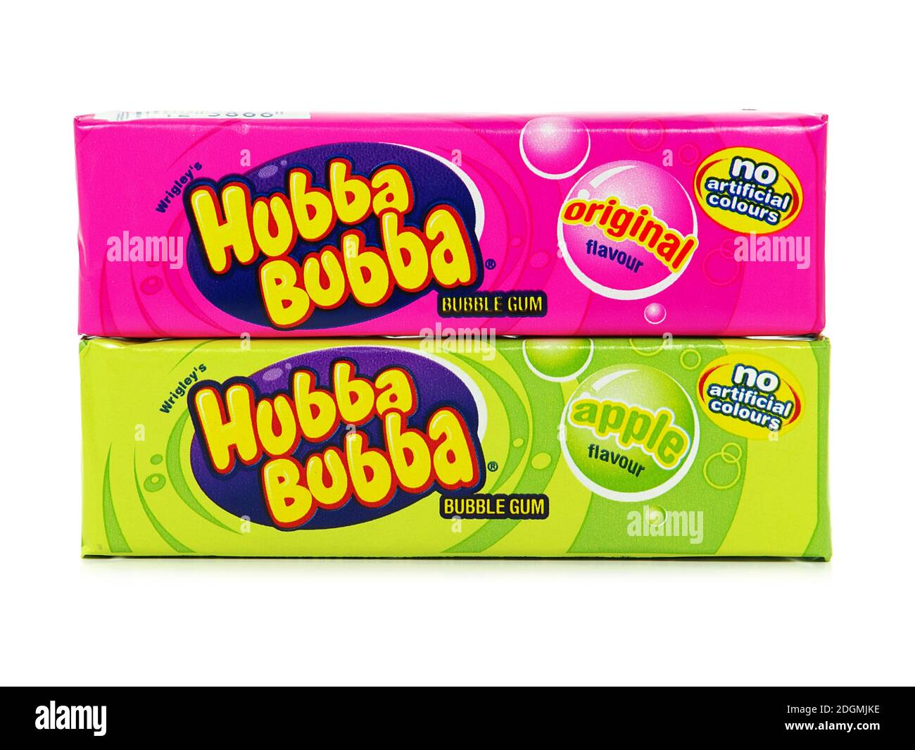GALATI, ROMANIA - 12 MAGGIO 2016. Hubba Bubba Bubble gomma, mela e sapore originale, di Wrigley, isolato su bianco Foto Stock