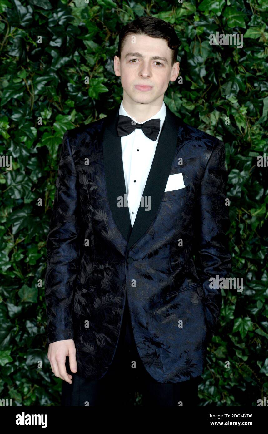 Anthony Boyle frequentando il London Evening Standard Theatre Awards tenutosi presso la Old Vic Theatre, Londra. Foto Stock