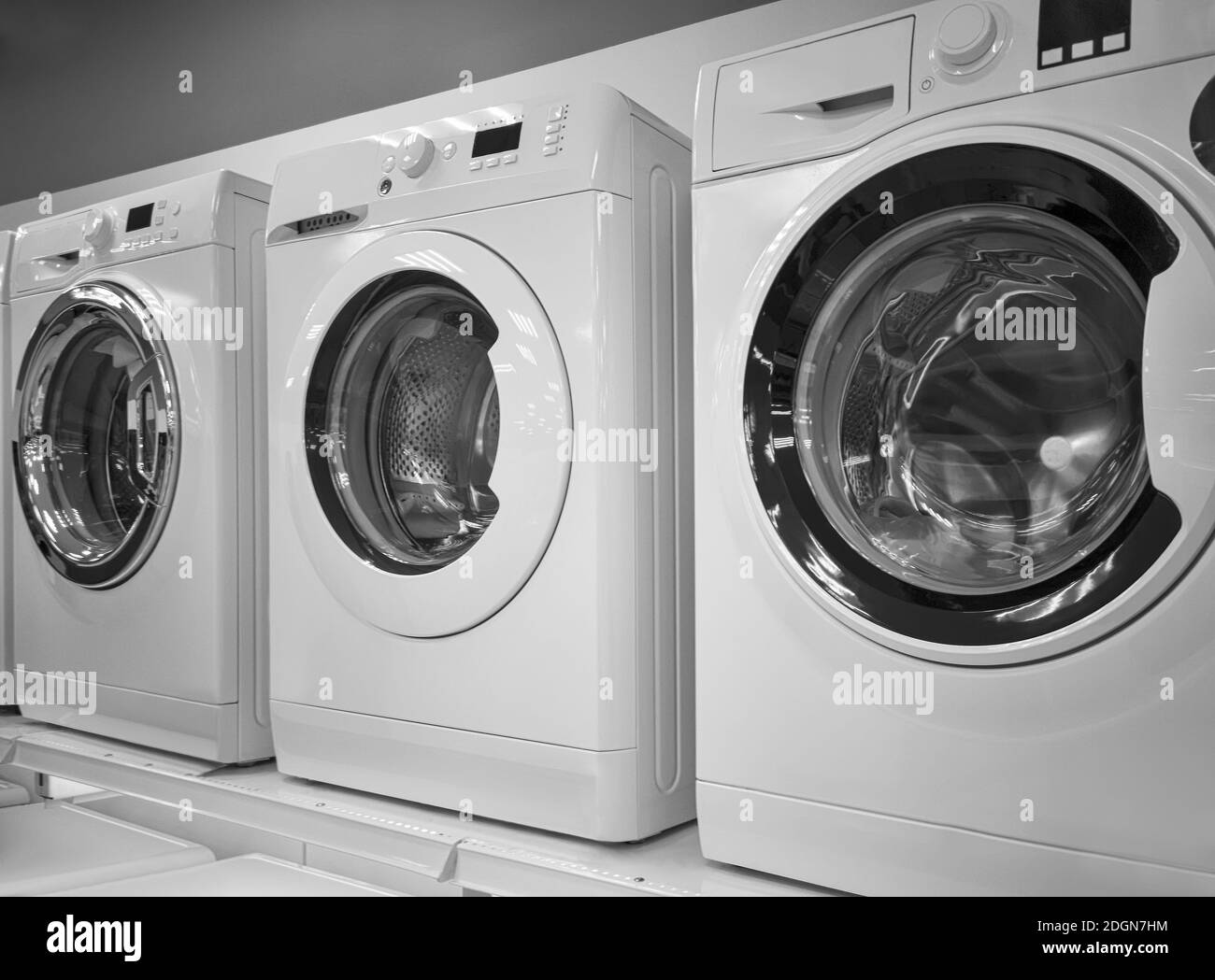 Le macchine di lavaggio sono venduti nel negozio. Foto Stock
