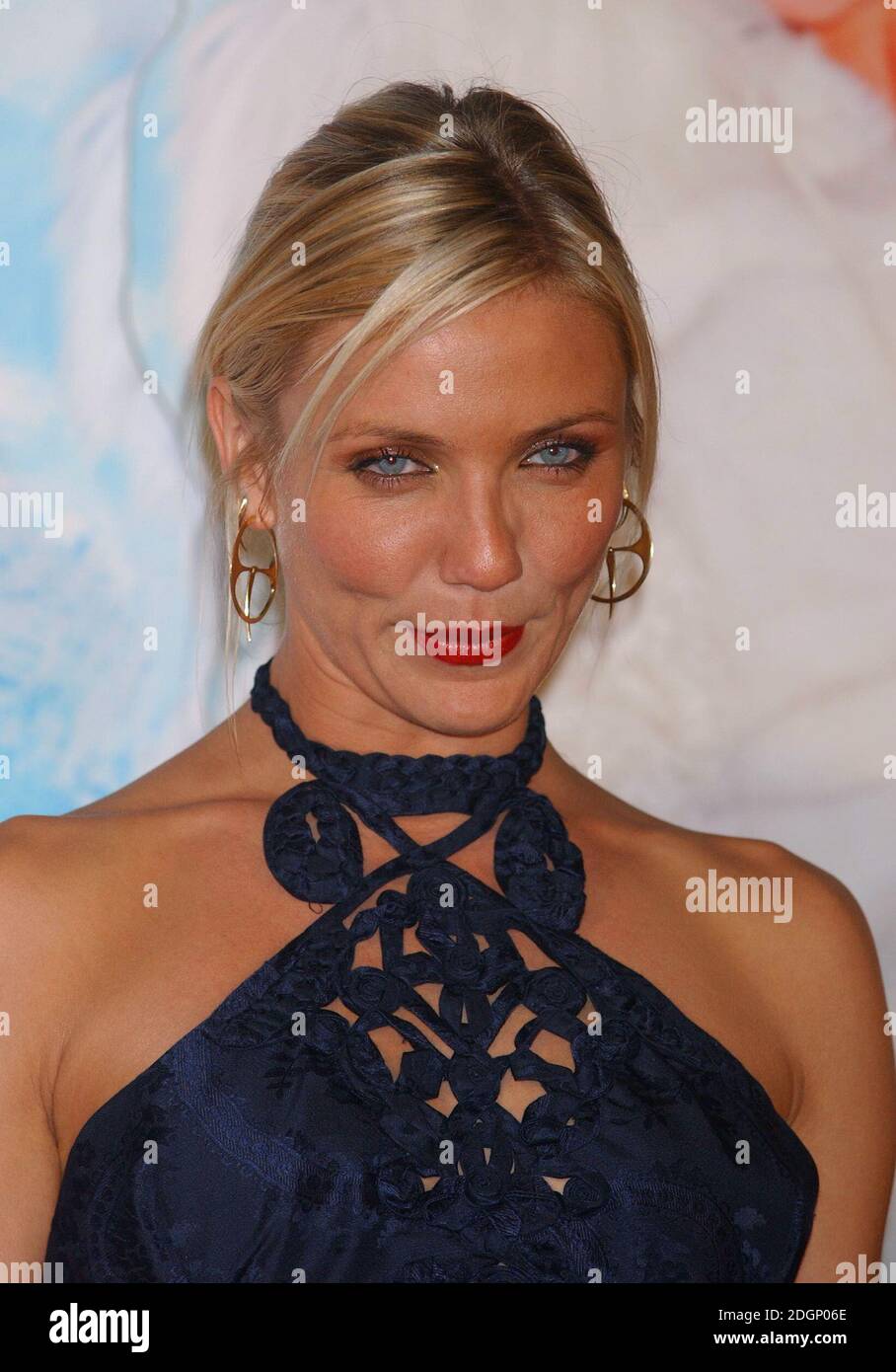 Cameron Diaz alla Premiere di Charlies Angels 2: Full Throttle a Madrid. Colpo di testa, rossetto rosso. Â©Doug Peters/allaction.co.uk Foto Stock