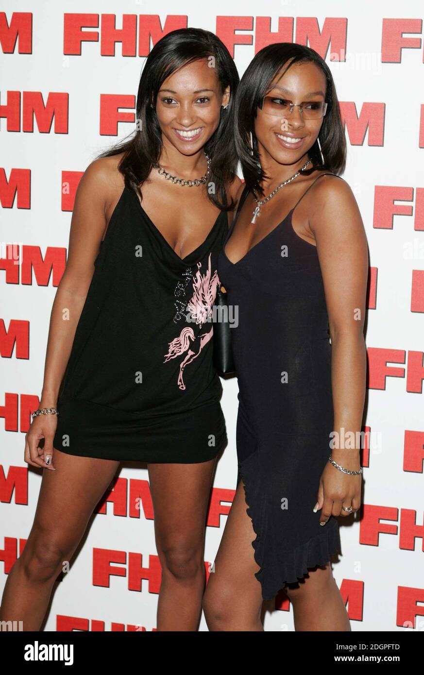 Lisa Maffia e sorella al FHM 100 Sexiest Women Party, The Guildhall, Londra. Doug Peters/allactiondigital Foto Stock