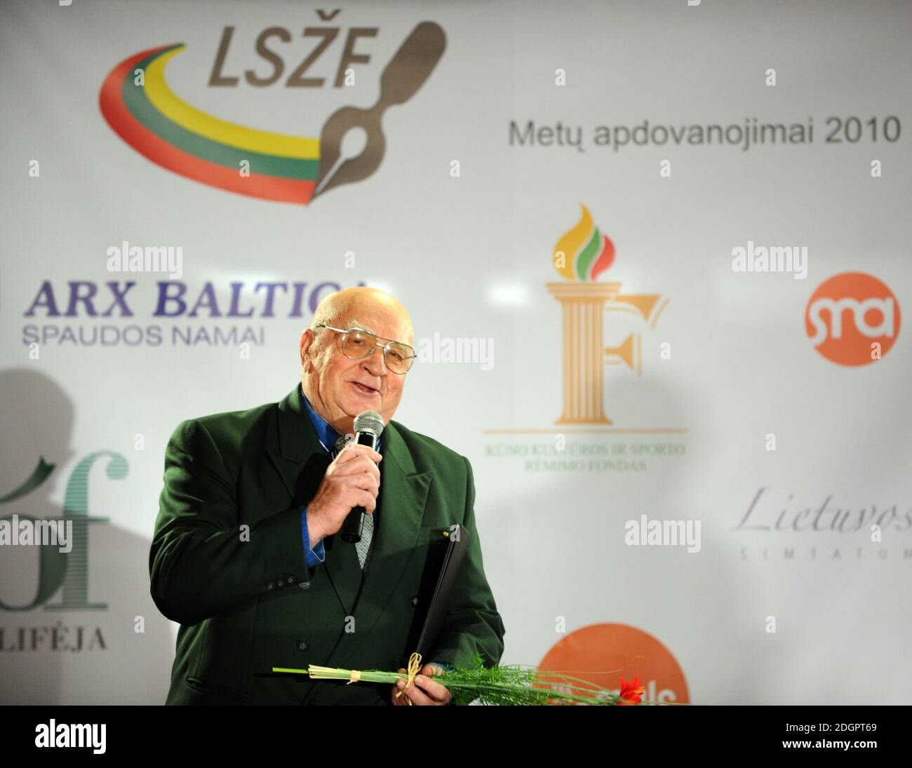 2010-12-14. Virgilijus Mundrys - giornalista sportivo lituano, commentatore televisivo. Foto Stock