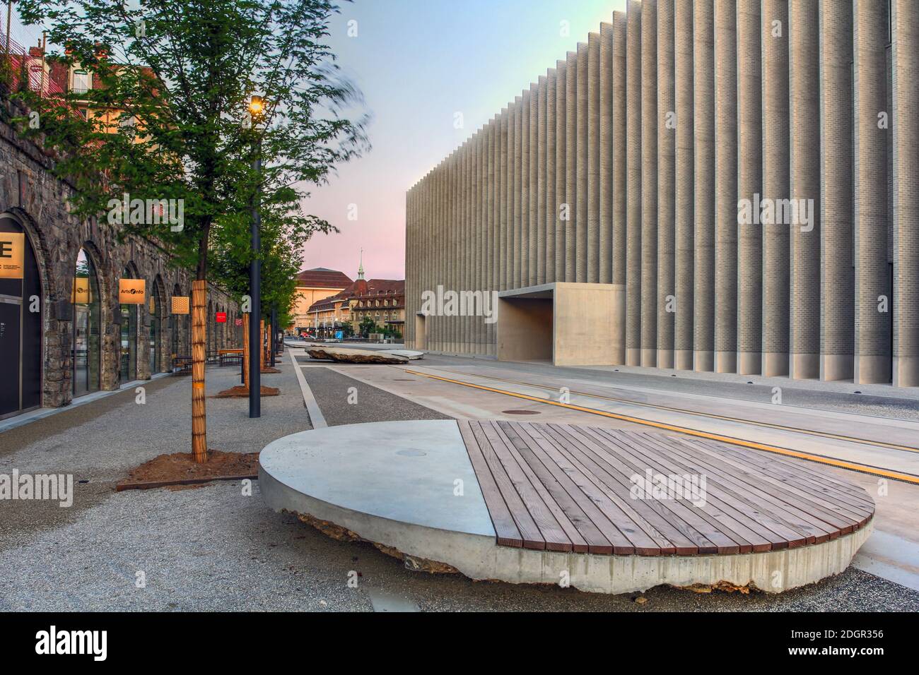 Inaugurato nel 2020 il Musée Cantonal des Beaux-Arts di Losanna (MCBA), la Svizzera è il primo edificio finito sulla piattaforma 10, un nuovo spazio culturale i Foto Stock