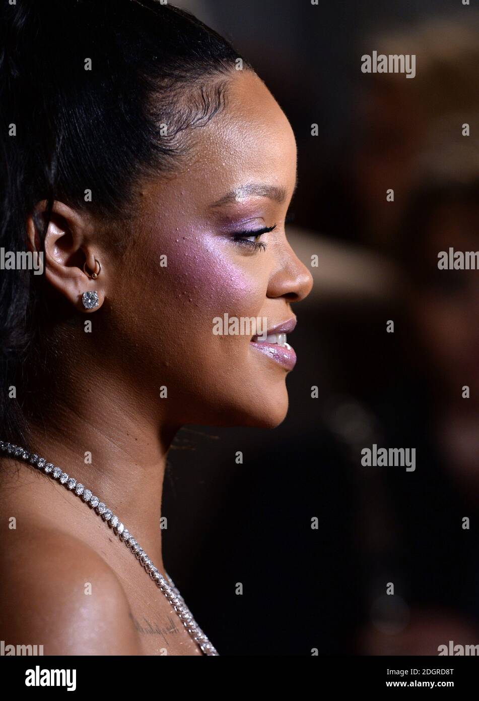 Rihanna arrivo alla Fenty Beauty da Rihanna Party, Harvey Nichols, Knightsbridge, Londra Foto Stock