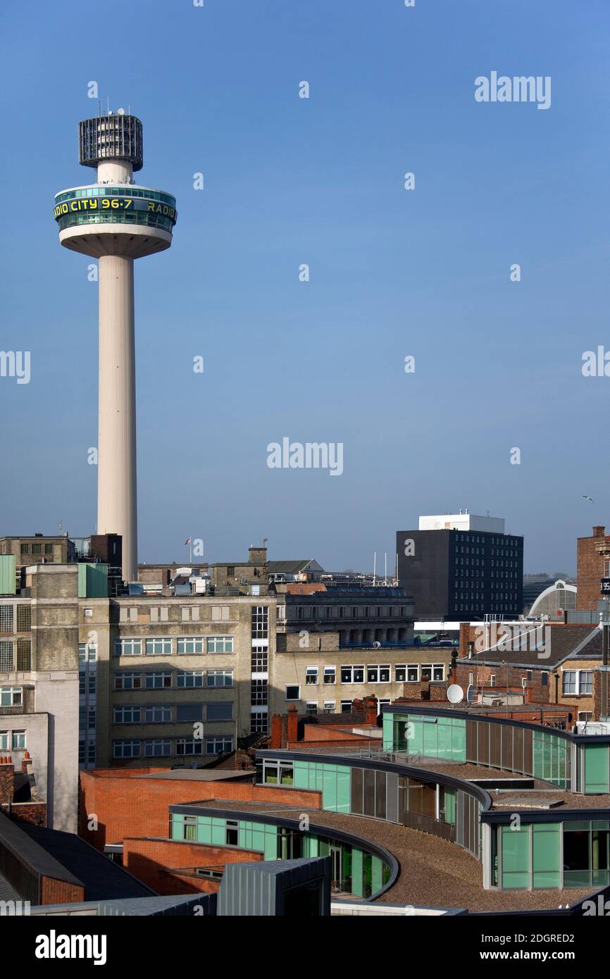 Liverpool. REGNO UNITO. 03.24.12. Radio City Tower (conosciuta anche come il beacon di St. Johns) nella città di Liverpool, nell'Inghilterra nord-occidentale. Completato nel 1969, IT i Foto Stock