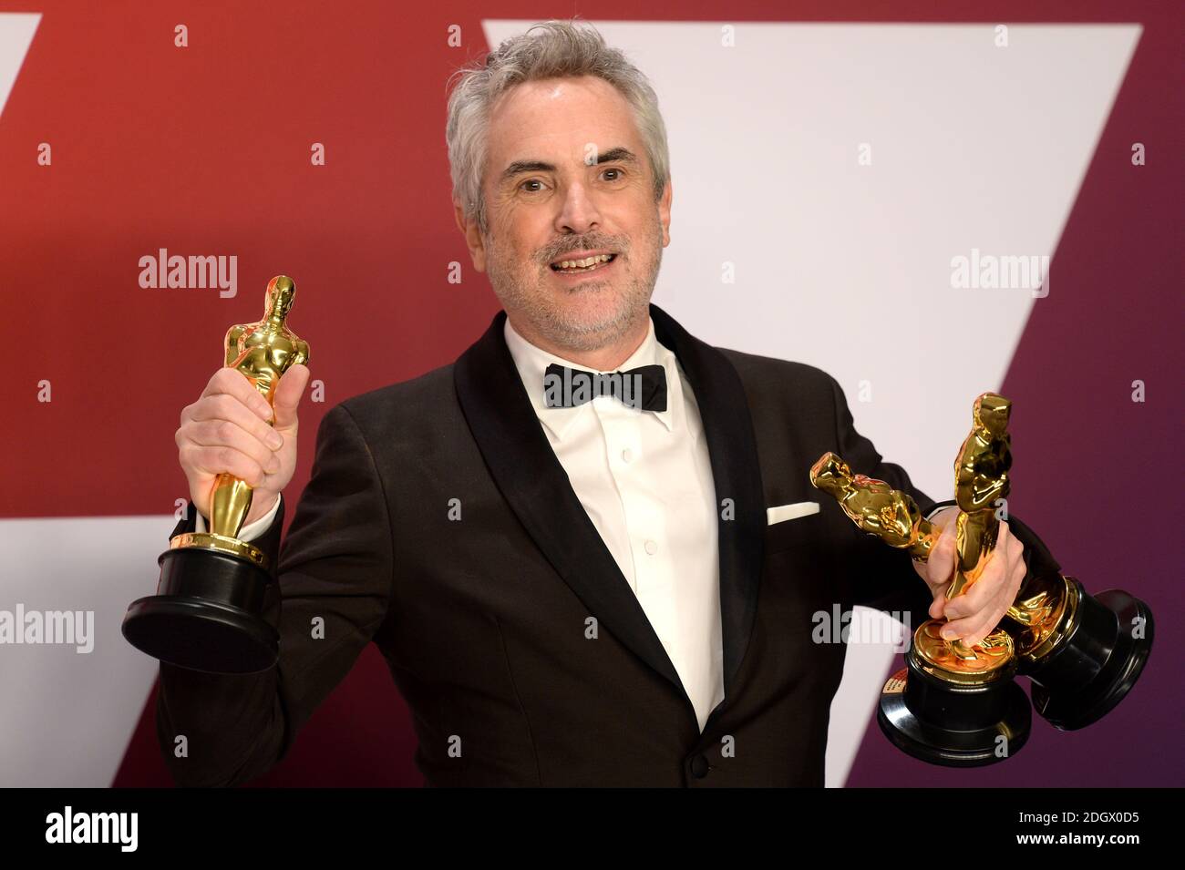 Alfonso Cuaron, vincitore del premio Best Director Award, del premio Best Foreign Film Award e del premio Best Cinematography Award per 'Roma' al 91esimo premio annuale dell'Accademia (Oscar) presentato dall'Accademia delle arti e delle scienze del movimento. (Hollywood, CA, Stati Uniti) Foto Stock