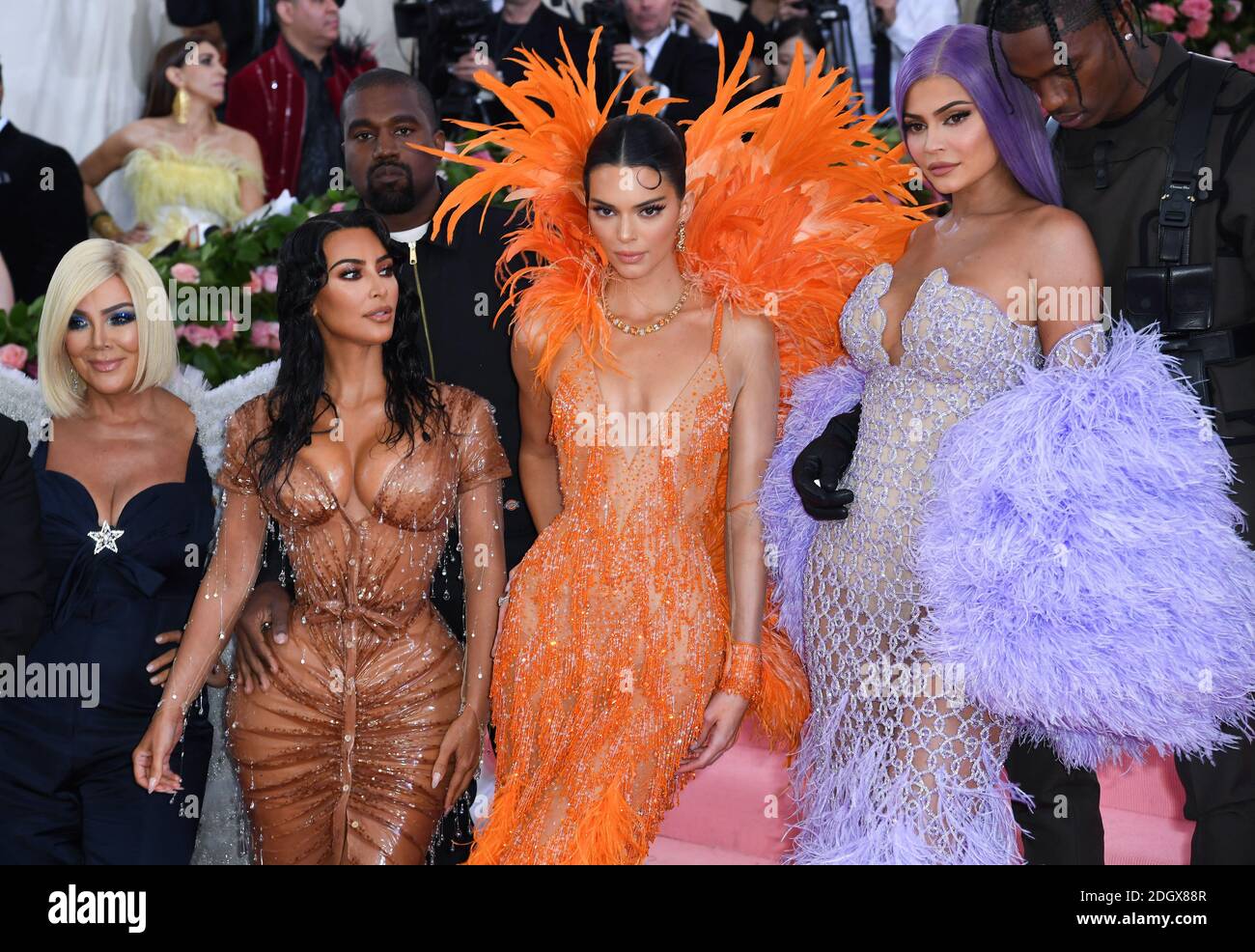 (Da sinistra a destra) Kris Jenner, Kim Kardashian-West, Kanye West, Kendall Jenner, Kylie Jenner frequentando il Metropolitan Museum of Art Costume Institute Benefit Gala 2019 a New York, USA.Picture Credit dovrebbe leggere: Doug Peters/EMPICS Foto Stock