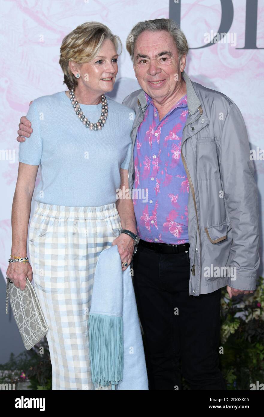 Andrew Lloyd Webber e la moglie Madeleine Gurdon arrivano al V&A Summer Party alla Sainsbury Gallery, Victoria and Albert Museum di Londra. Il credito fotografico dovrebbe essere: Doug Peters/EMPICS Foto Stock